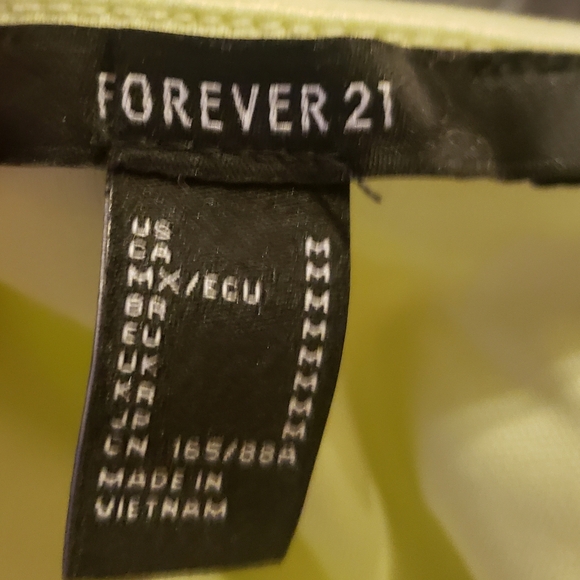 WOMENS CUTE AND CLASSY LIME GREEN SHEATH SUMMER DRESS FROM FOREVER 21. SZ MED. - Picture 3 of 4